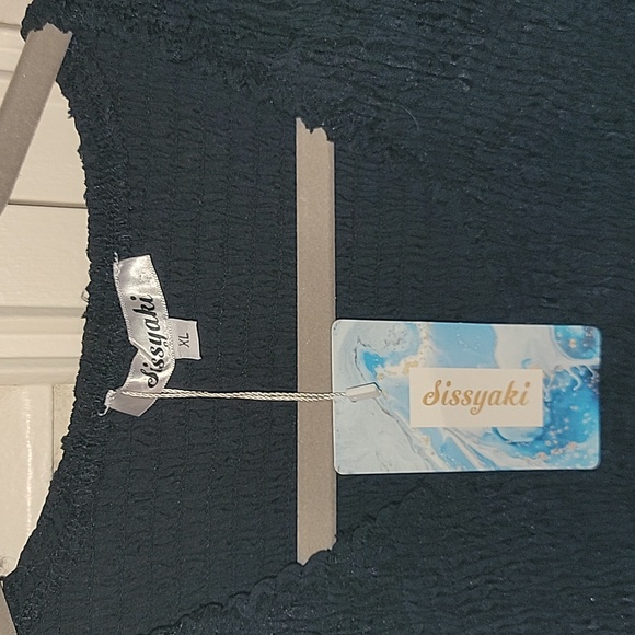 Floral Maxi Dress - Picture 3 of 12